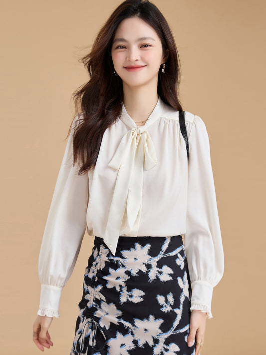 ボウタイ付きシフォンブラウス