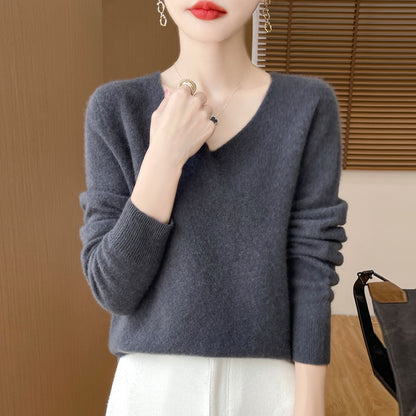 100％ウール無縫製Vネックセーター