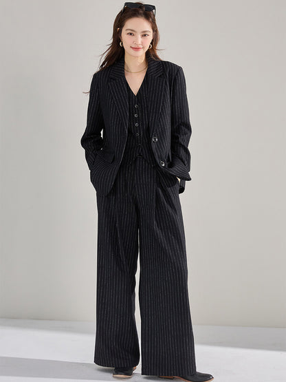 ストライプジャケット＆ワイドパンツ セットアップ