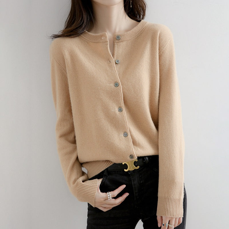 ラウンドネックシンプルウールカーディガン