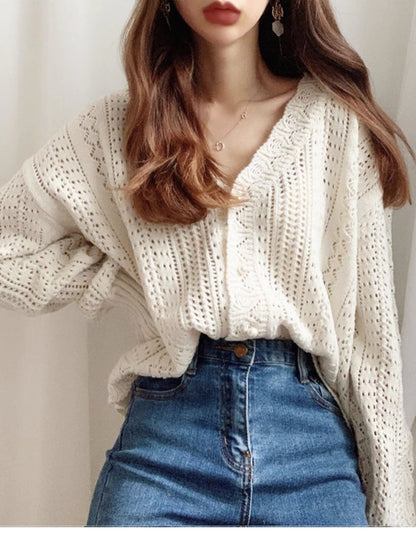 パールボタンVネック透かし編みニットカーディガン
