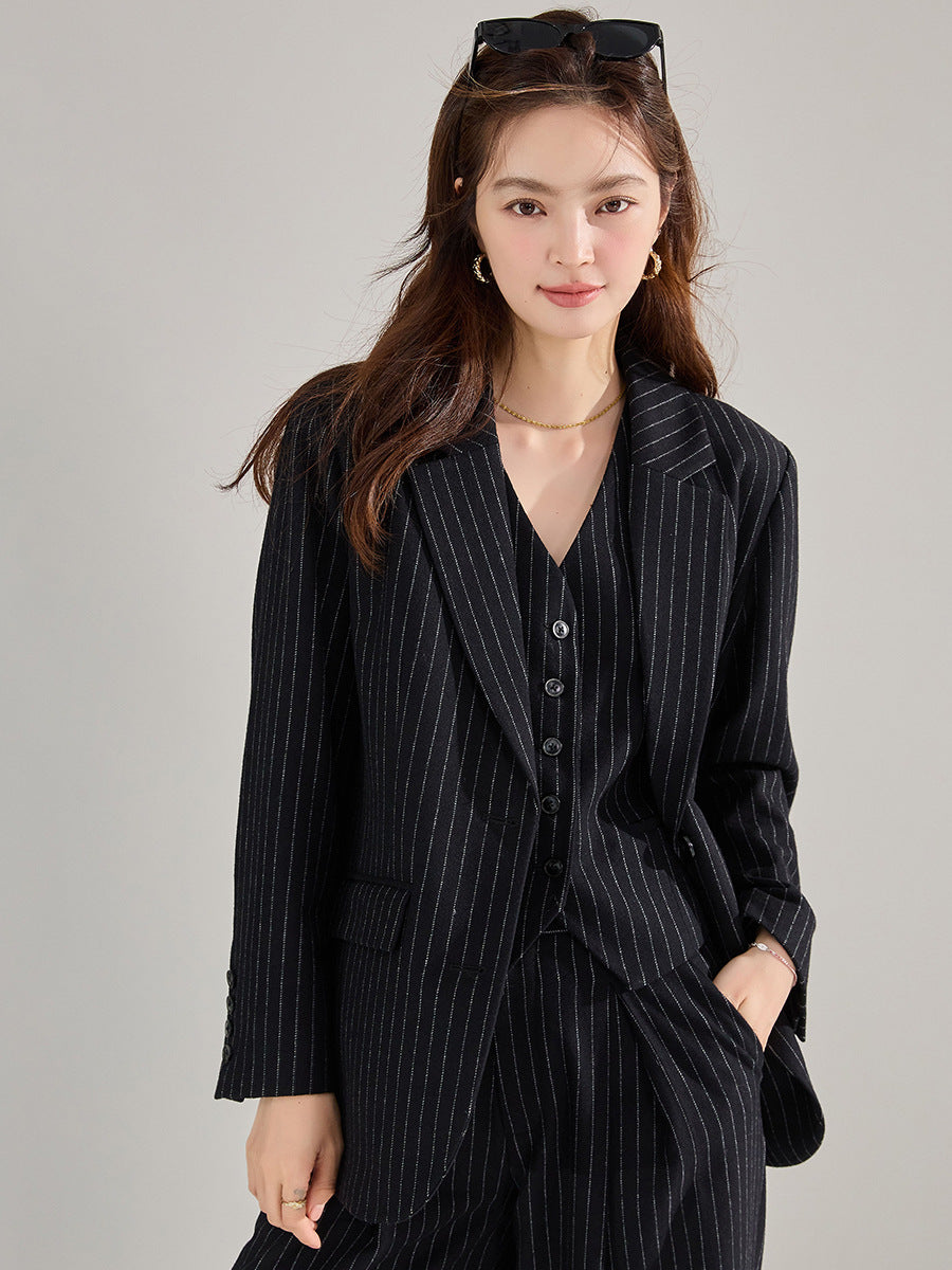 ストライプジャケット＆ワイドパンツ セットアップ