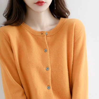 ラウンドネックシンプルウールカーディガン