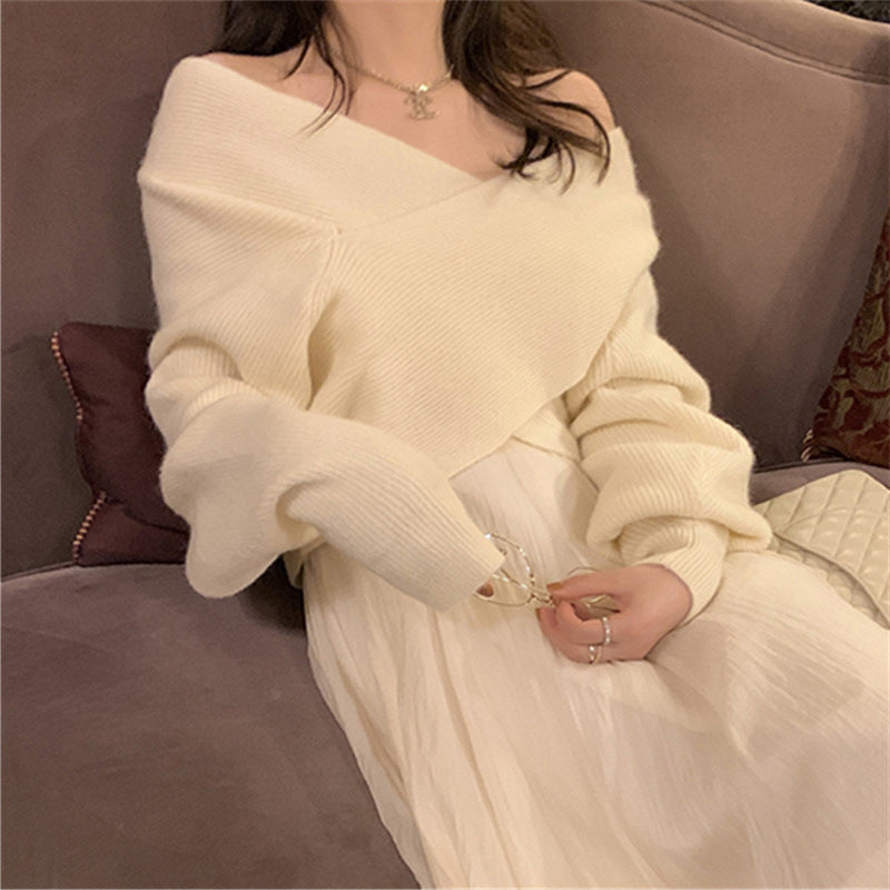 Vネッククロスデザインゆるニット