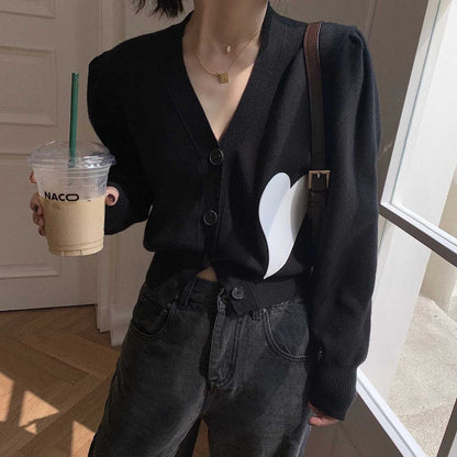 ハートワンポイントVネックニットカーディガン