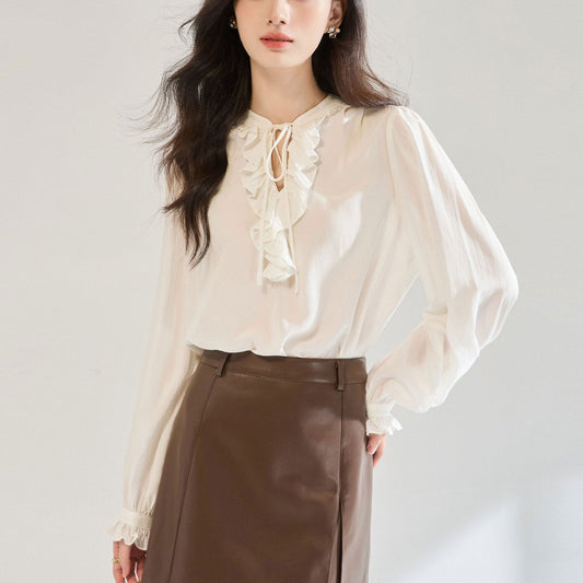 Vネックパフスリーブブラウス