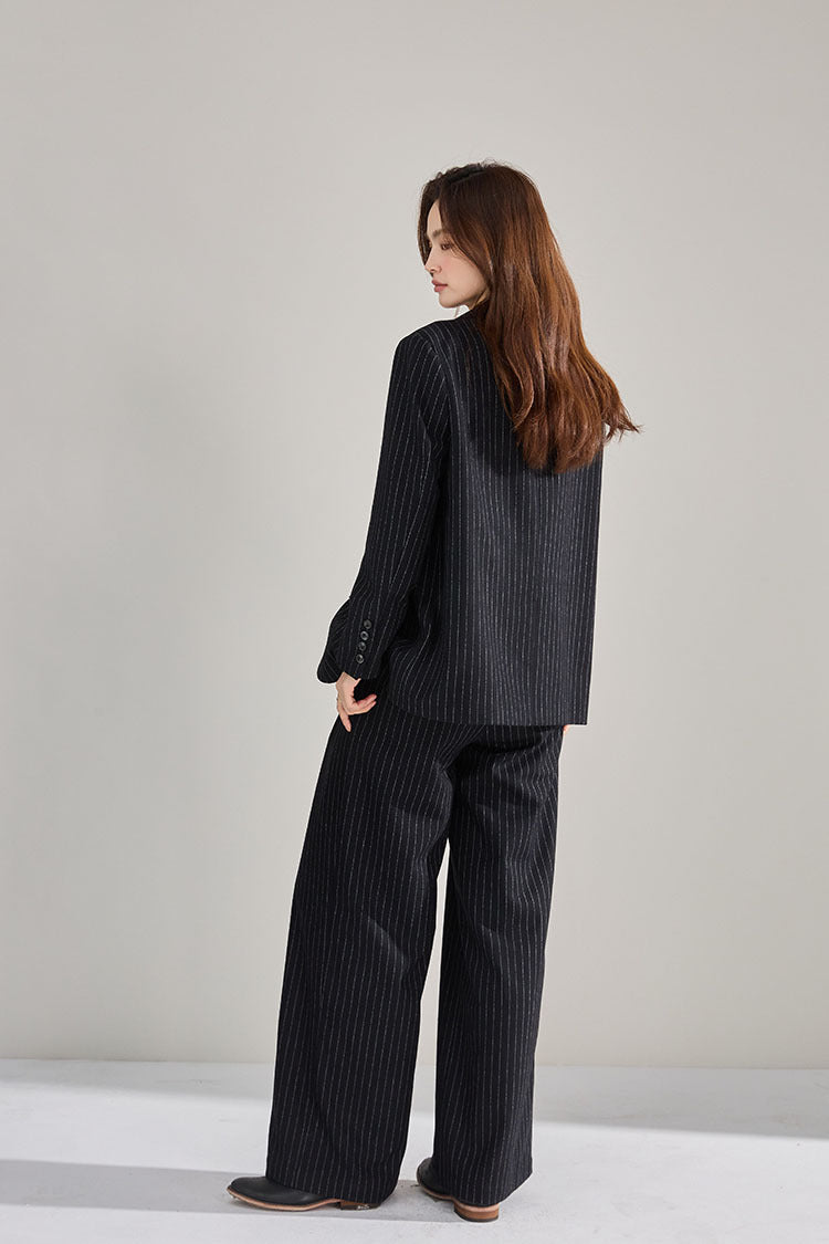 ストライプジャケット＆ワイドパンツ セットアップ